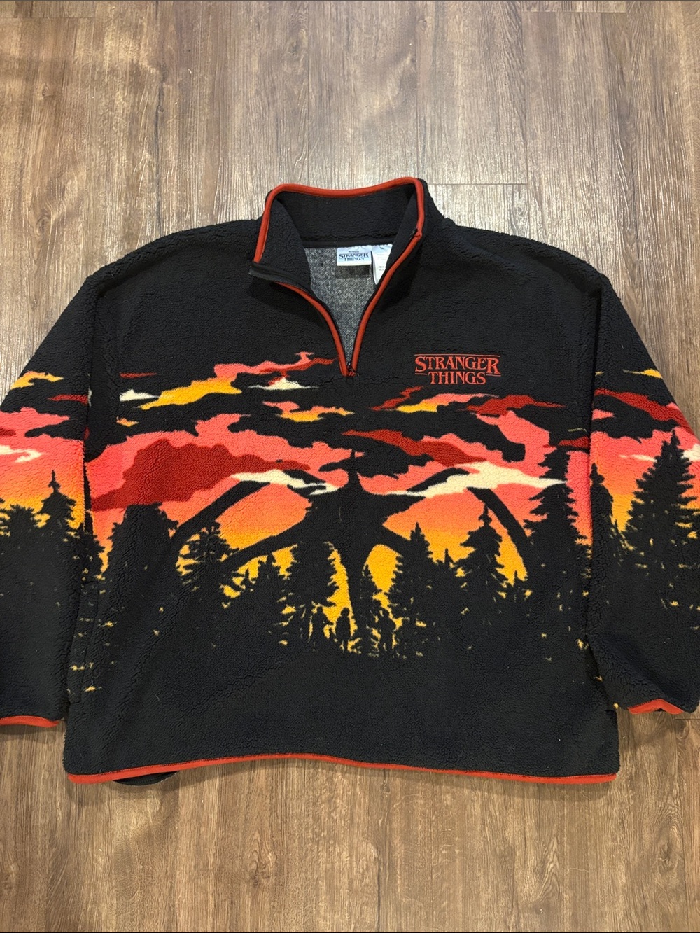 Stranger Things men’s medium fleece quarters zip pullover